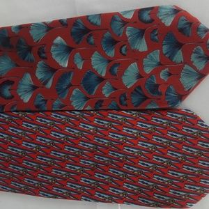 2 Gucci 100% Silk Ties With Designs